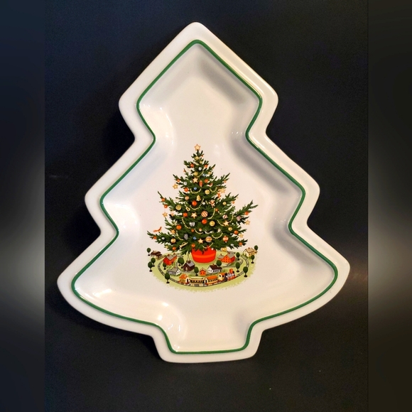 Pfaltzgraff Vintage Christmas Heritage Tree Dish - Picture 1 of 4